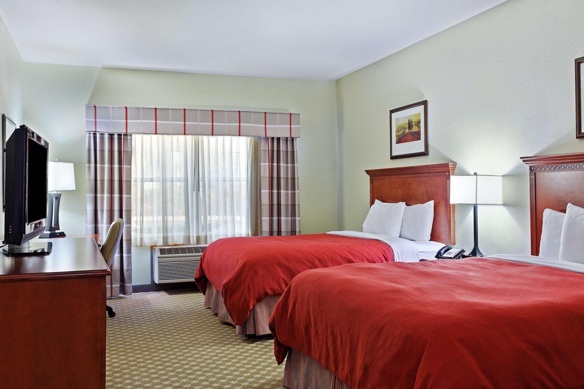 Hotel Country & By Radisson, Freeport, Il 3*